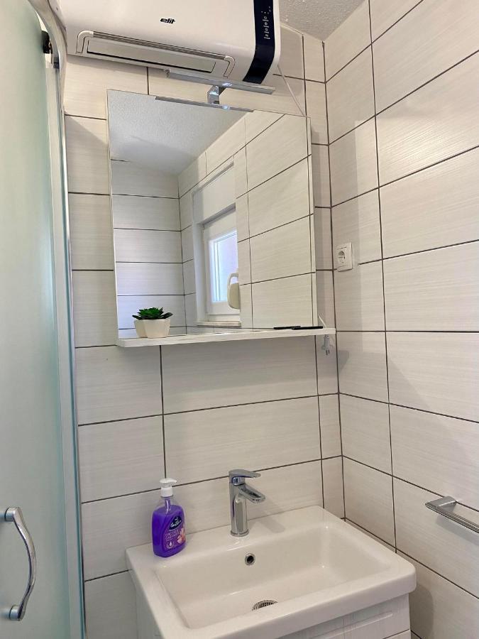 Apartman Ritta Biograd Na Moru Exteriör bild