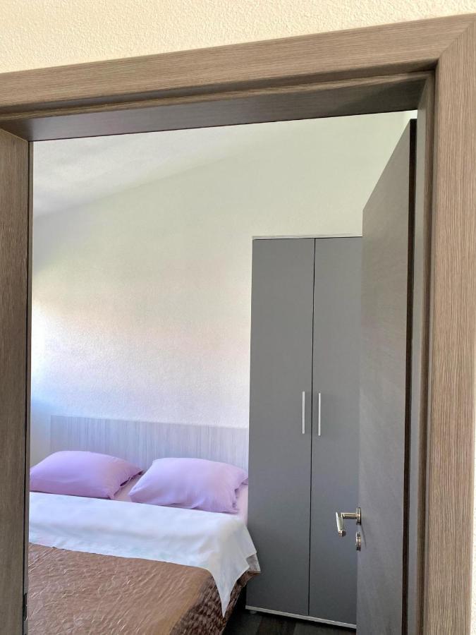 Apartman Ritta Biograd Na Moru Exteriör bild