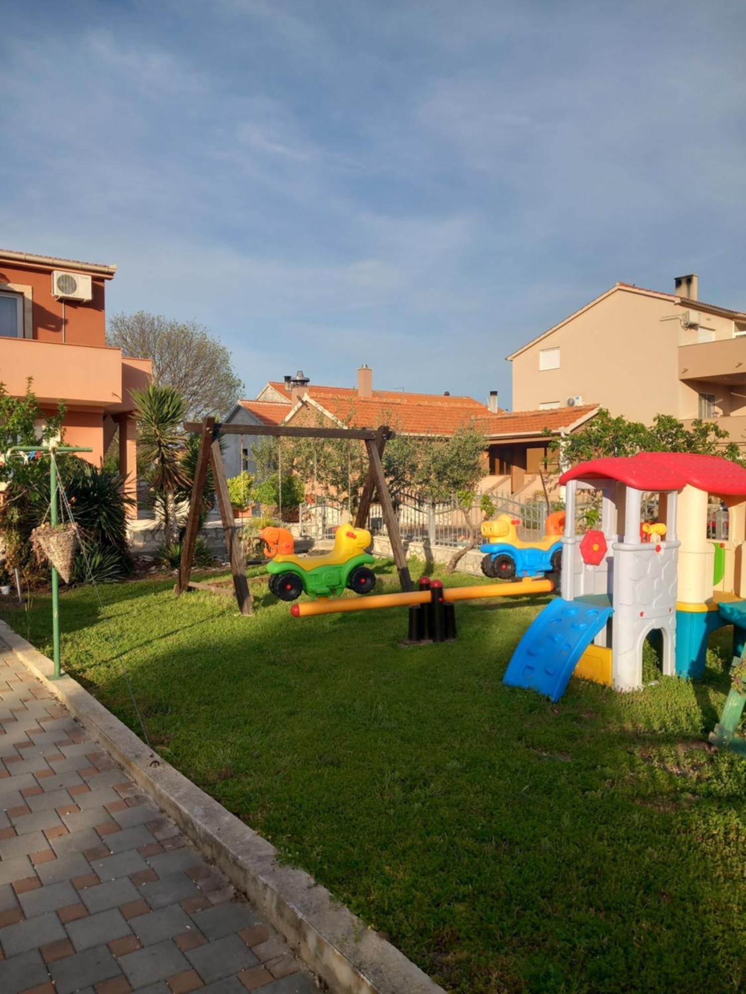 Apartman Ritta Biograd Na Moru Exteriör bild