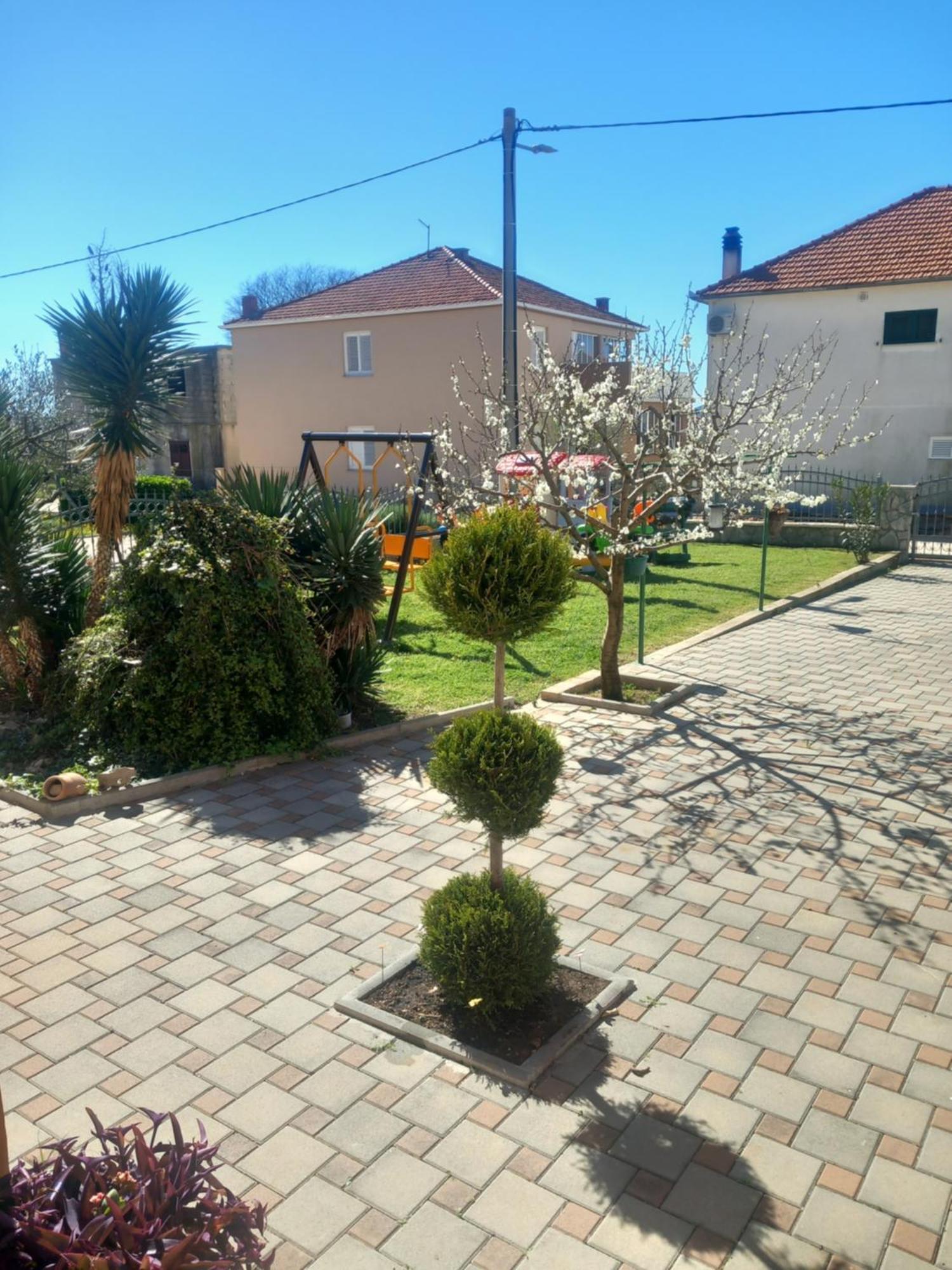Apartman Ritta Biograd Na Moru Exteriör bild
